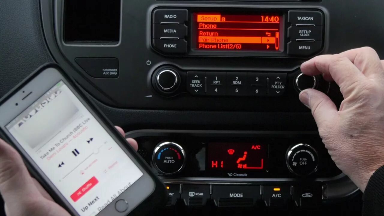 Подключение телефона блютуз машине How to stream audio from your mobile to the bluetooth system in a Kia Rio 1 4 3 