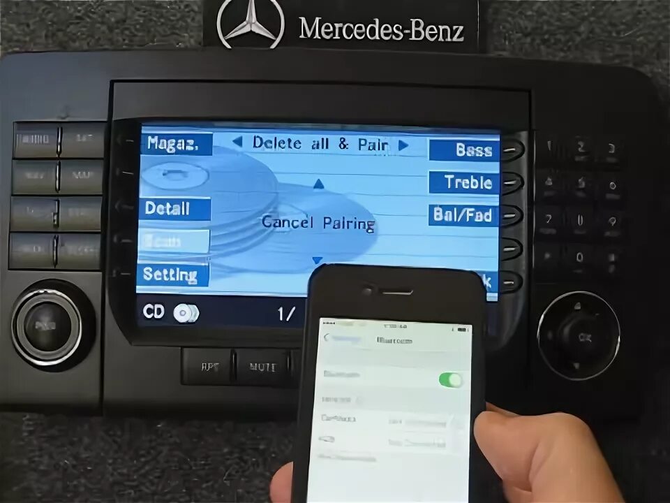 Подключение телефона к мерседес Pairing Phone with mCAR for Mercedes Benz - YouTube