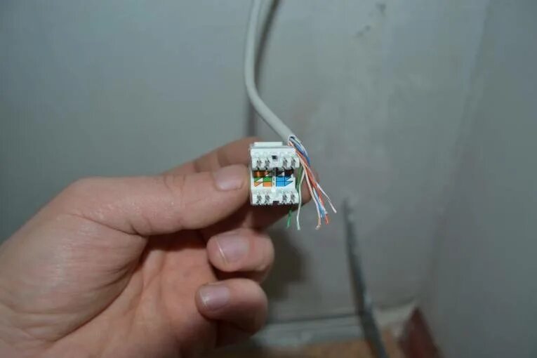 Как Подключить Телевизор к Роутеру по Кабелю Ethernet (LAN)?