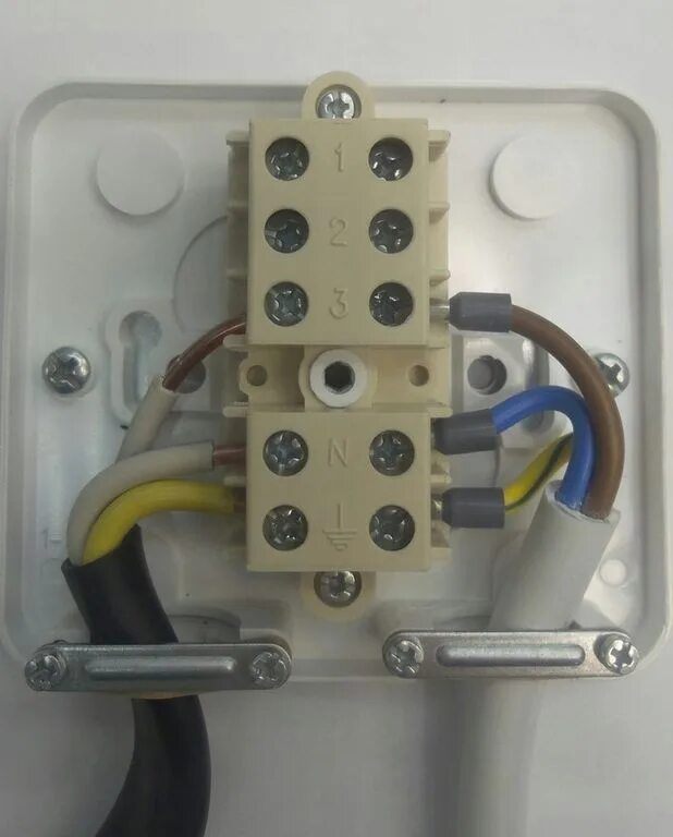 Подключение варочной панели через клеммник Ремонт светильников в Московском районе: 119 электромонтажников с отзывами и цен