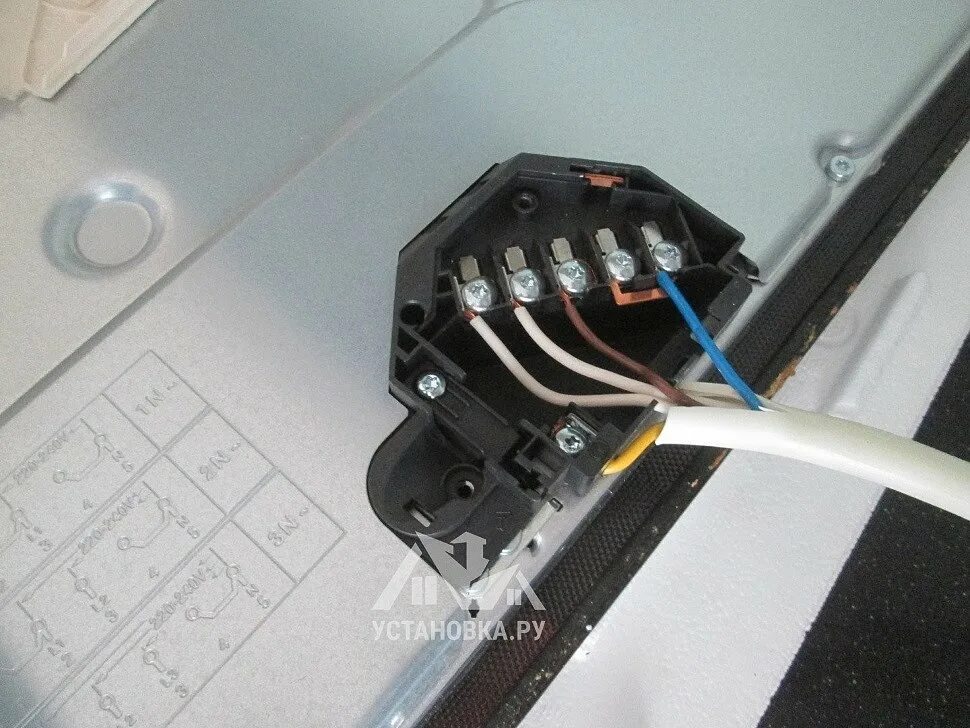 Подключение варочной панели midea Подключить варочную панель электрическую Bosch PKF 651FP1E - цена: 1550 руб., Мо