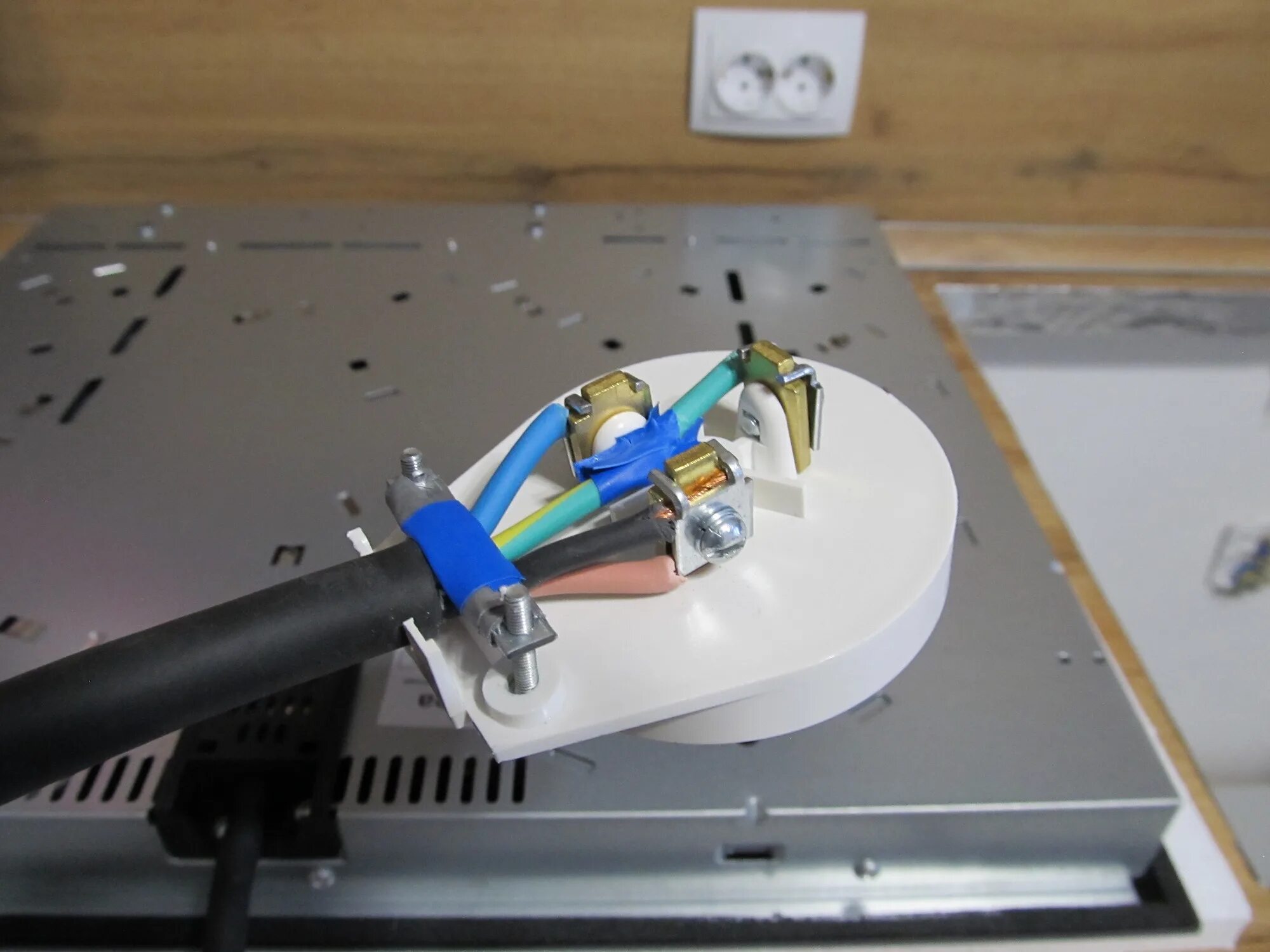 Подключение варочной панели midea Обзор от покупателя на Электрическая варочная панель Midea MCH63557F - интернет-