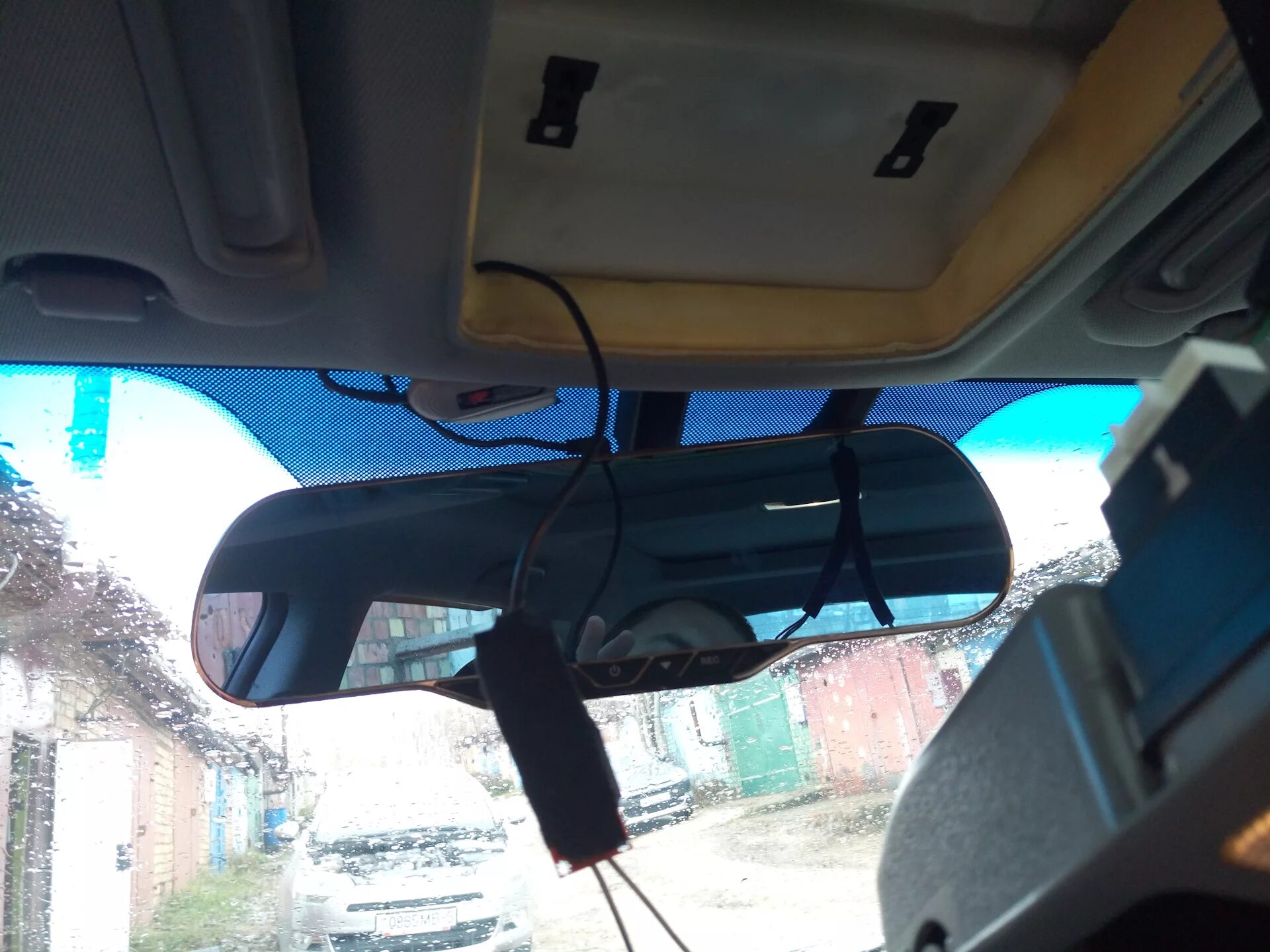 Подключение видеорегистратора киа соренто 4 Подключение видеорегистратора - KIA Sorento (2G), 2,2 л, 2012 года электроника D