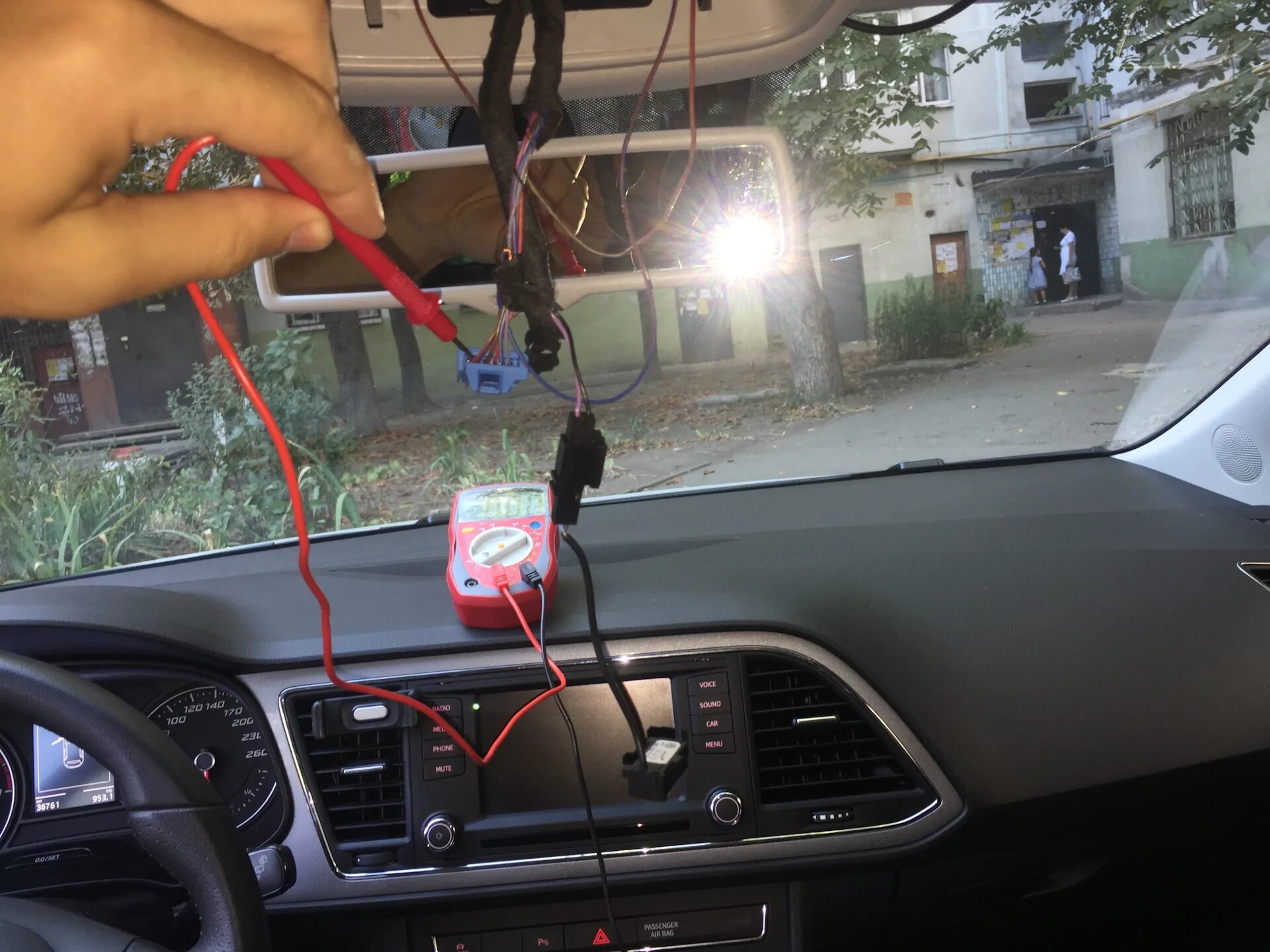 Подключение видеорегистратора в машине Подключение видеорегистратора Leon mk3 5F - SEAT Leon FR (Mk3), 2 л, 2014 года а