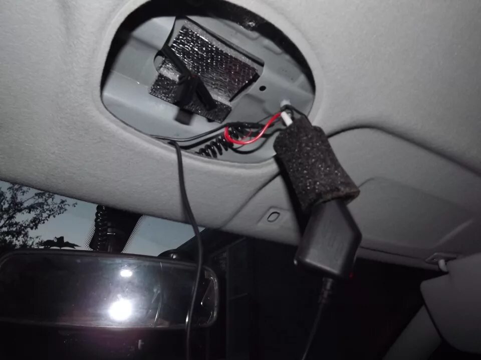 Подключение видеорегистратора в машине Видеорегистратор - Lada Гранта, 1,6 л, 2012 года видео DRIVE2