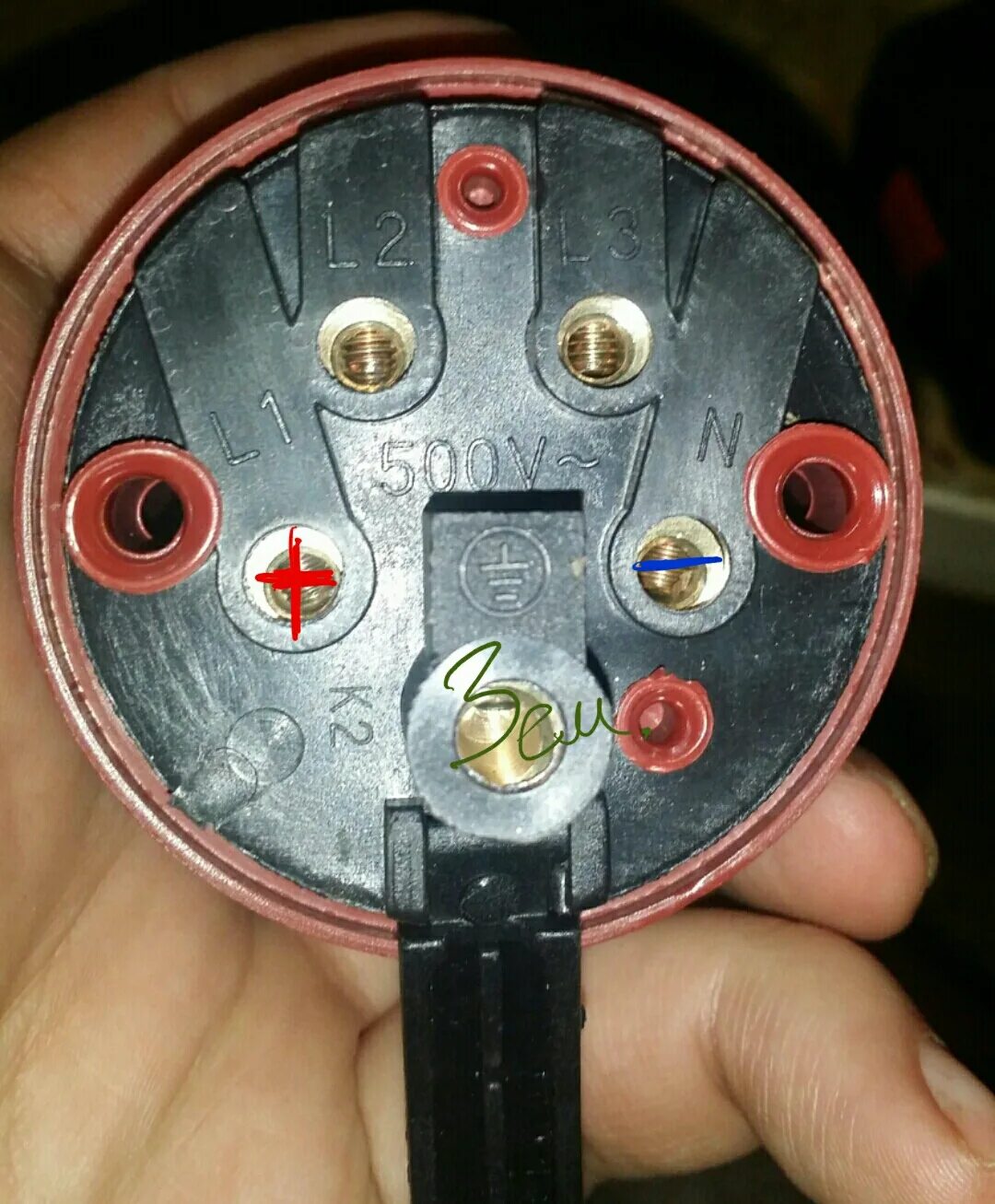 Подключение вилки 380 4 провода Ответы Mail.ru: как подключить трехжильный кабель к силовой вилке с пятью контак