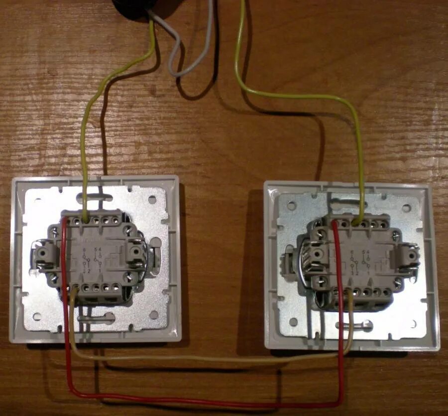 Подключение выключателя с землей Установка проходного выключателя в Выборге - Цена монтажа от 550 руб.