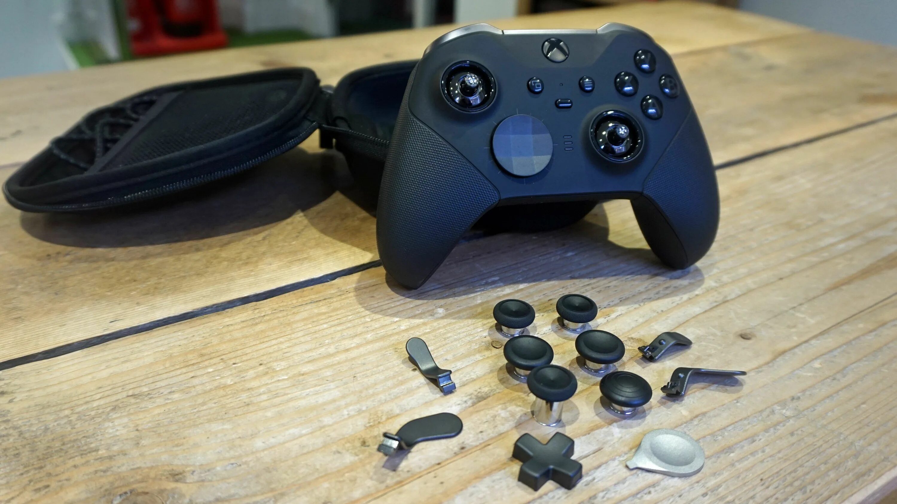 Подключение xbox elite controller 2 к пк Инсайдеры: Microsoft работает над новым поколением игрового контроллера Xbox Eli