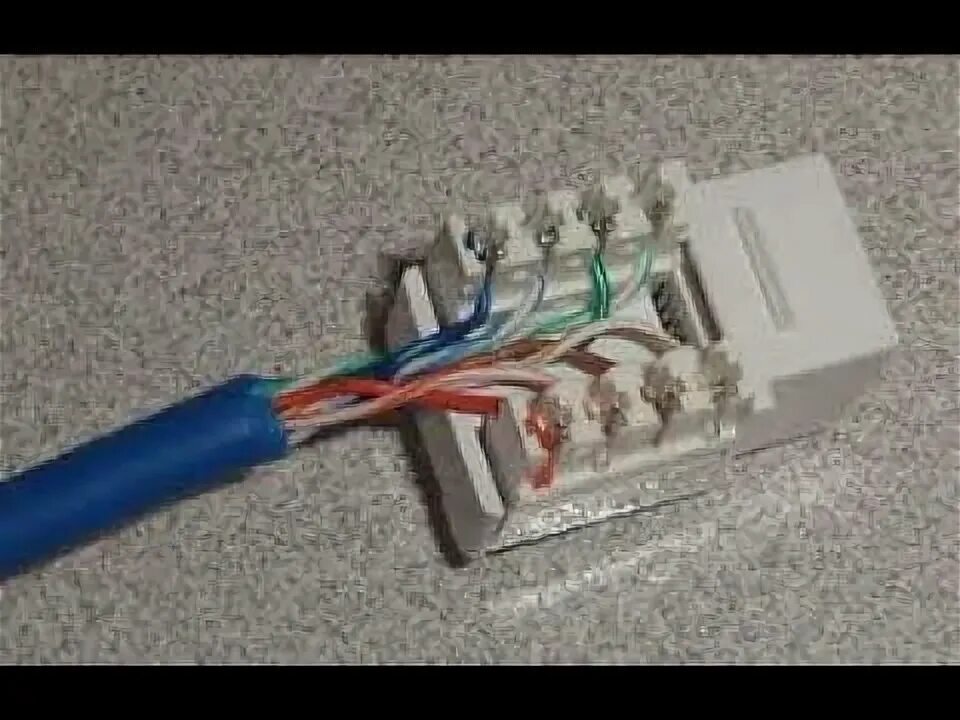 Подключение ютп розетки Wire an RJ 45 Computer Jack - YouTube