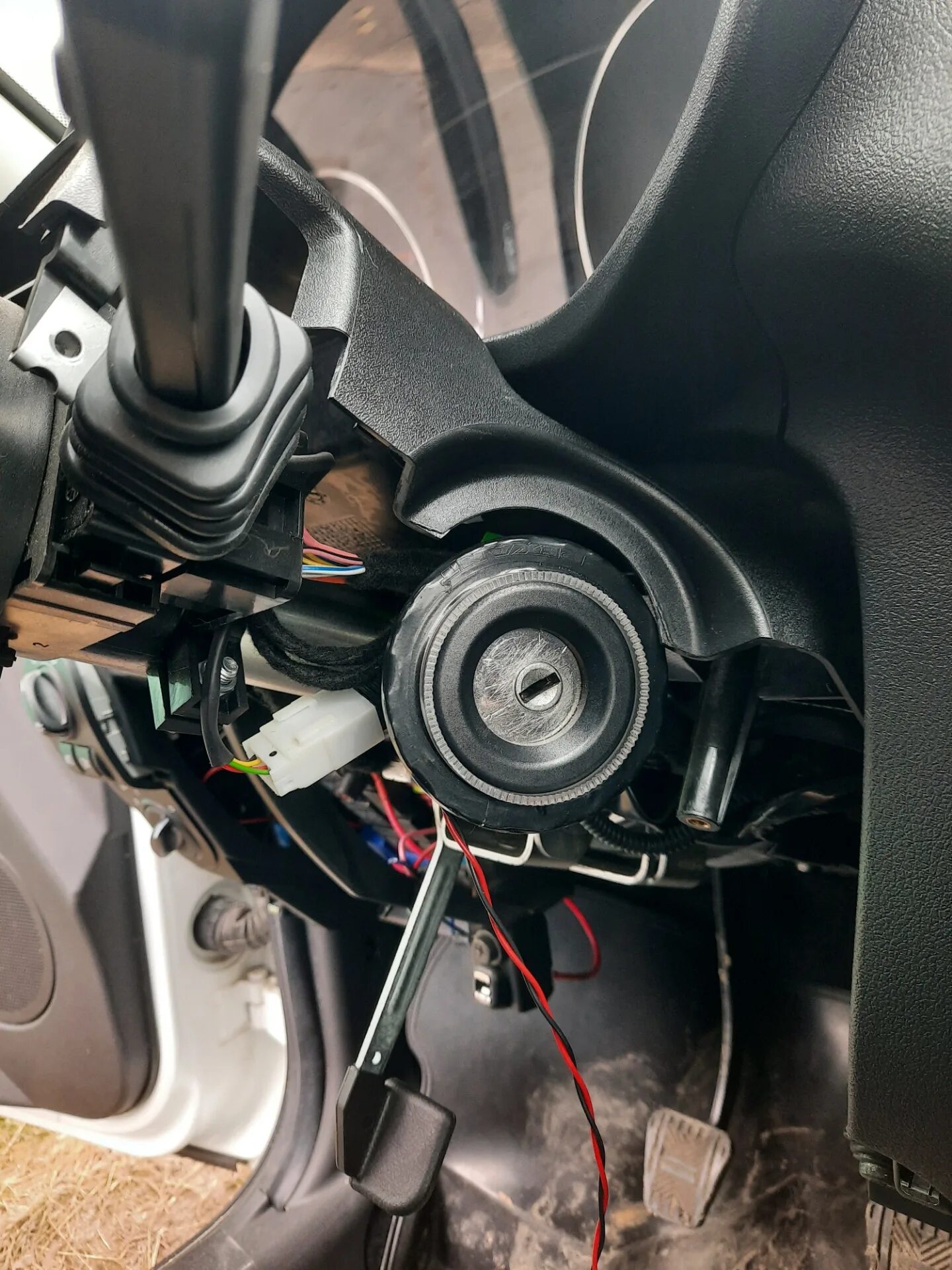 Подключение замка зажигания гранта Подсветка замка зажигания гранта FL - Lada Гранта (2G) FL, 1,6 л, 2020 года тюни