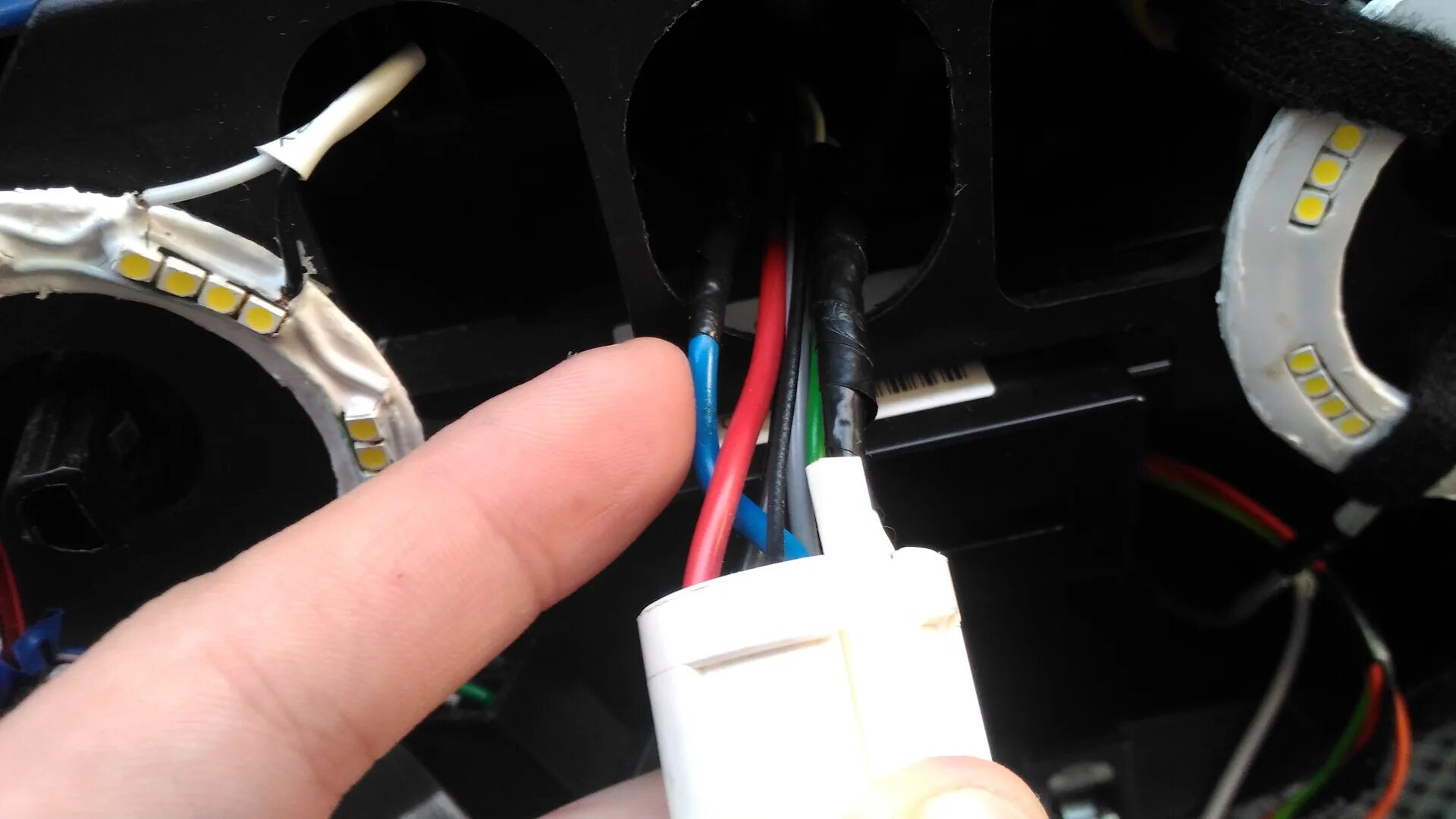 Подключение замка зажигания гранта Почти АСС или магнитола от зажигания! - Lada Гранта, 1,6 л, 2013 года автозвук D