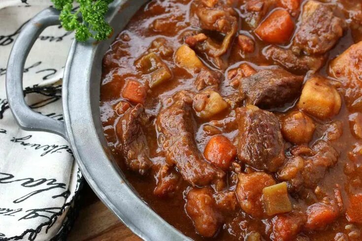 Подлив с мясом рецепт с фото Old Fashioned Beef Stew Recipe Stew recipes, Guinness stew, Guinness stew recipe