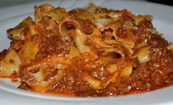 Подливка без мяса рецепт с фото pappardelle al ragù di cinghiale - Picture of La Greppia, Porto d'Ascoli - Tripa