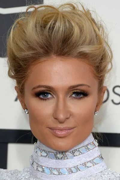 Поднятые волосы прически женские 5 Crazy Good Hairstyles from the Grammys Cool hairstyles, Hair styles, Wedding h