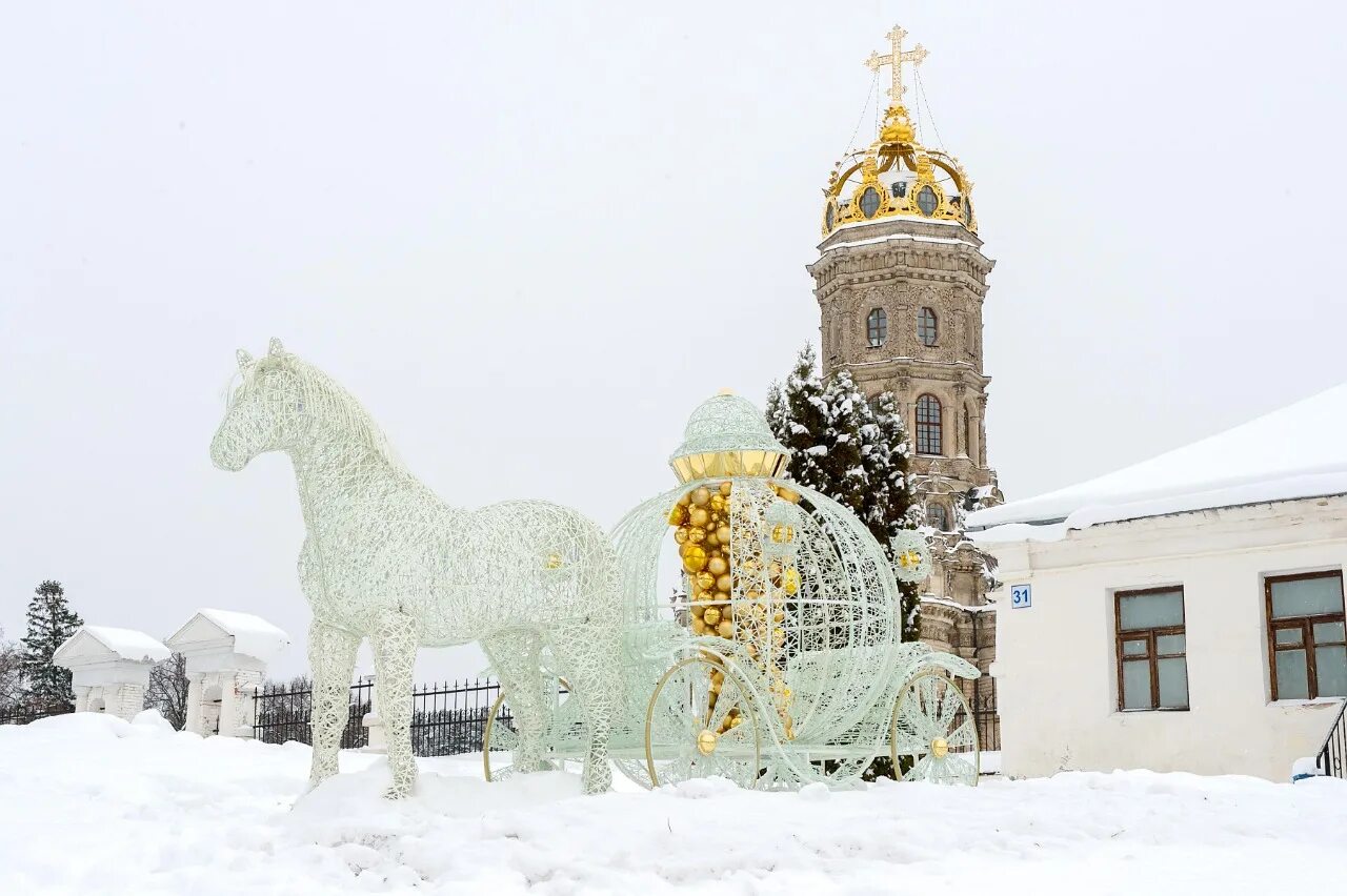 Подольск зимой фото Первое новогоднее представление провели возле усадьбы Дубровицы Городского округ