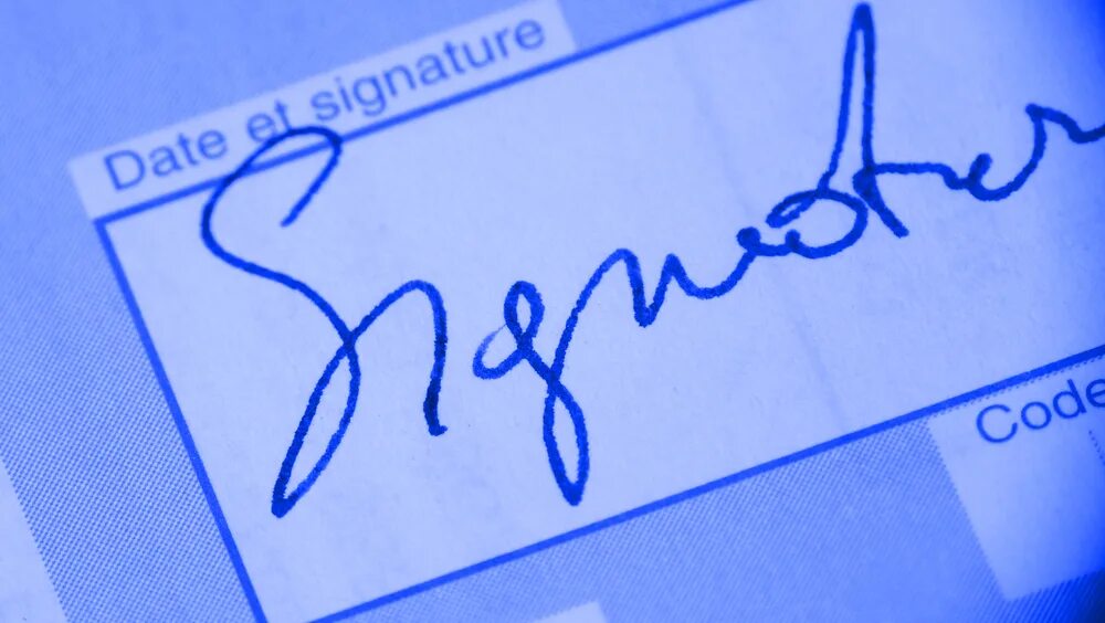 Подпись фото в очках ISO details new electronic signature standard - FinTech Futures: Fintech news