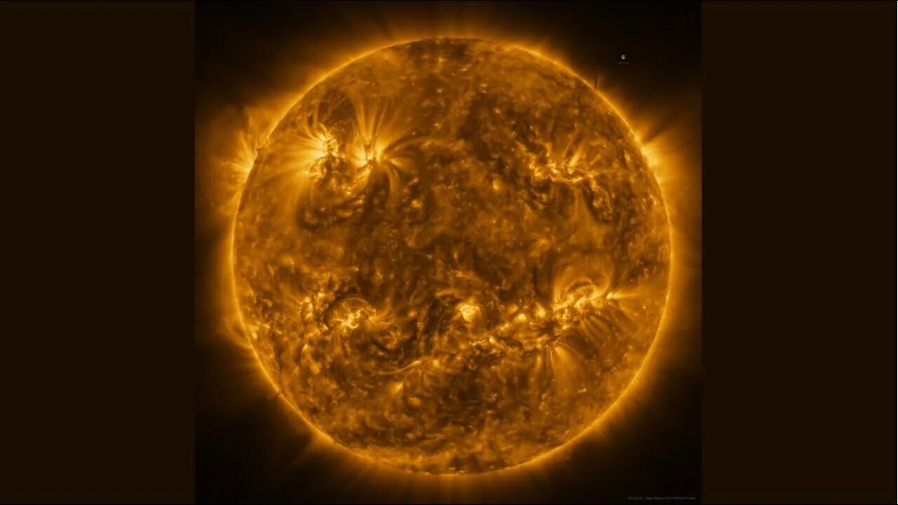 Подпись к фото солнца The sun as you've never seen it: European probe snaps closest-ever photo of our 