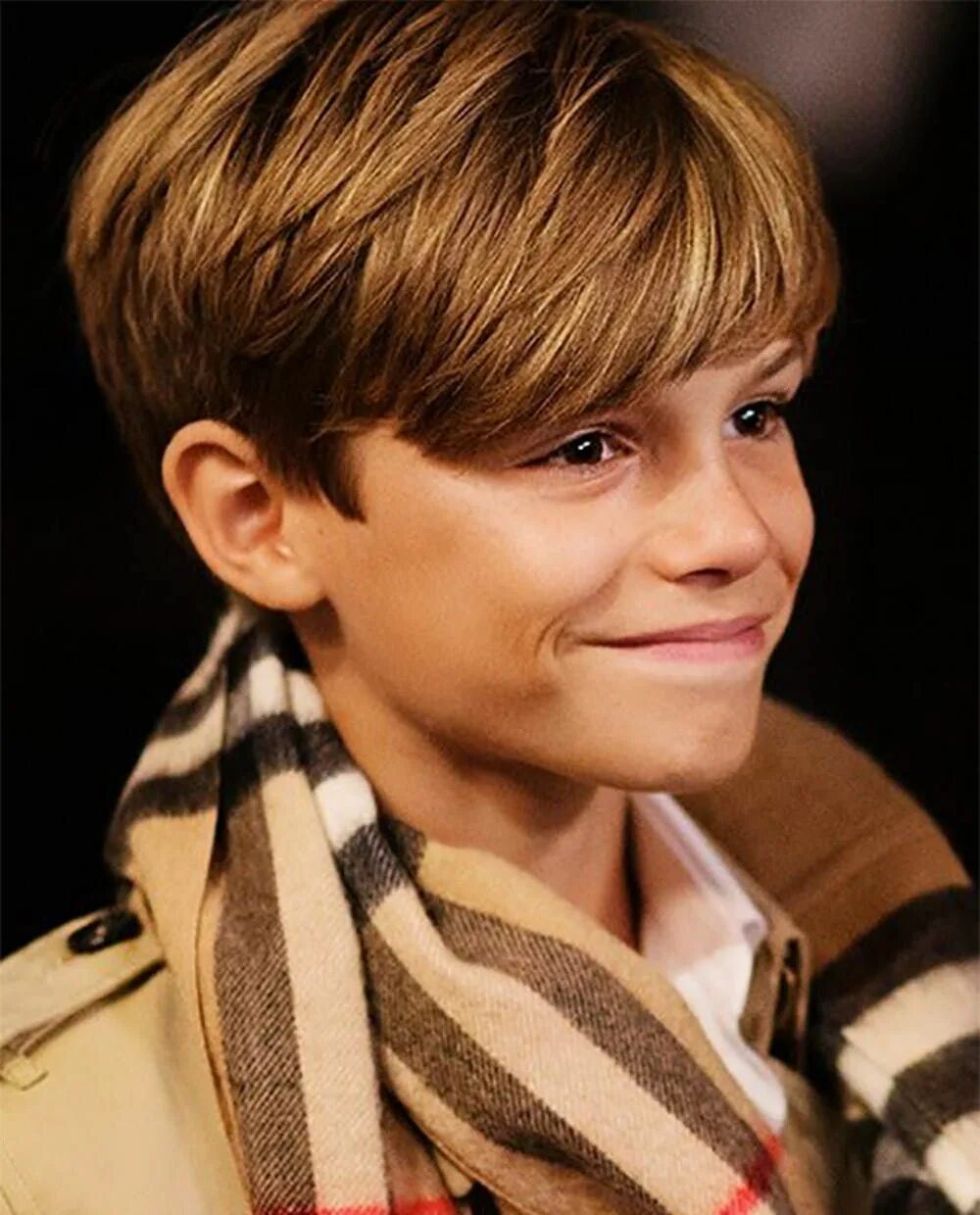 Подростковая стрижка для мальчика на длинные волосы 9 Trendy Haircuts for Kids That You’ll Kinda Want Too Boys haircut styles, Boy h