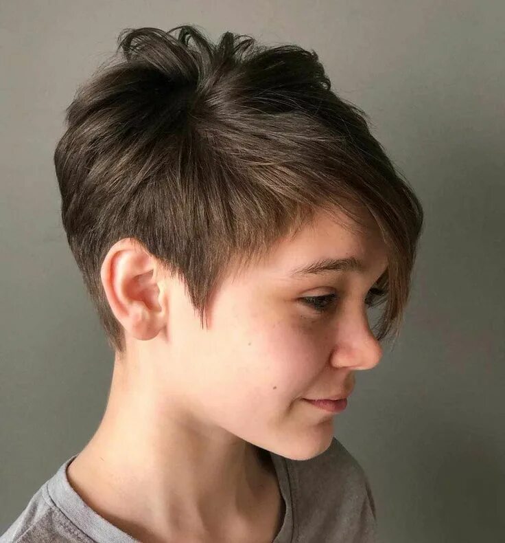 Подростковые прически на короткие волосы 15+ Magnificent Shirt Hairstyles Short haircut styles, Short bob hairstyles, Wom