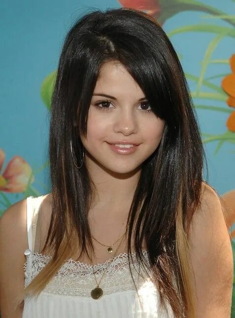 Подростковые стрижки на длинный волос девочки Selena Gomez Hairstyles Blond Highlights - Premium Grade Hair Pelo de selena gom