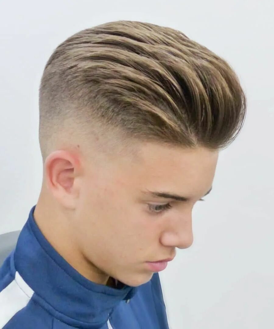 Подростковый прически для подростков Taper Fade and Brush Back Kids hair cuts, Hairstyles for teenage guys, Fade hair