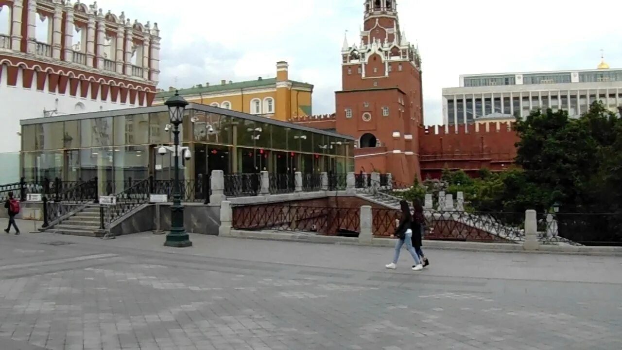 Подружка манежная площадь 1 стр 2 фото Москва Манежная площадь Moscow Manege Square - YouTube