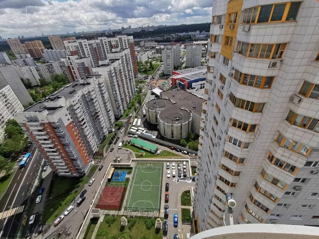 Подсолнухи ул твардовского 2 корп 4 фото Продажа двухкомнатной квартиры Москва, метро Строгино, улица Твардовского 2к4, ц