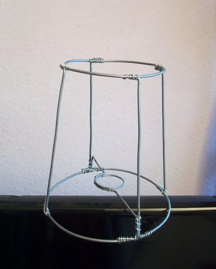 Подставка для светильника своими руками how to make a lampshade � Diy lamp shade, Lamp shade frame, Wire lampshade