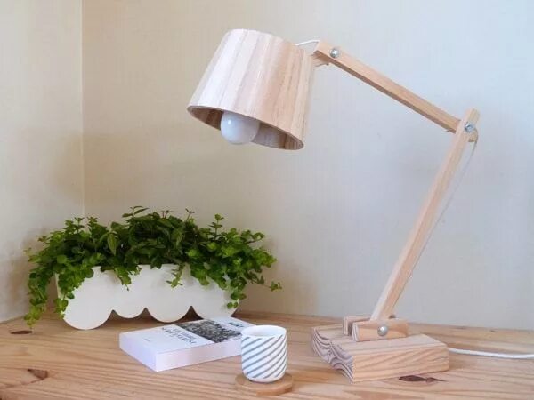 Подставка для светильника своими руками How to Make a Scandinavian Wood Lamp - iD Lights Lampe scandinave, Lampe bois, D