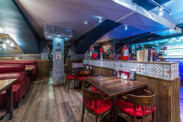 Подстреленная гусыня графский пер 9 фото паб Glory Pub, ул. Коллонтай 31, корп. 2 - цены, меню, фото restorating.ru