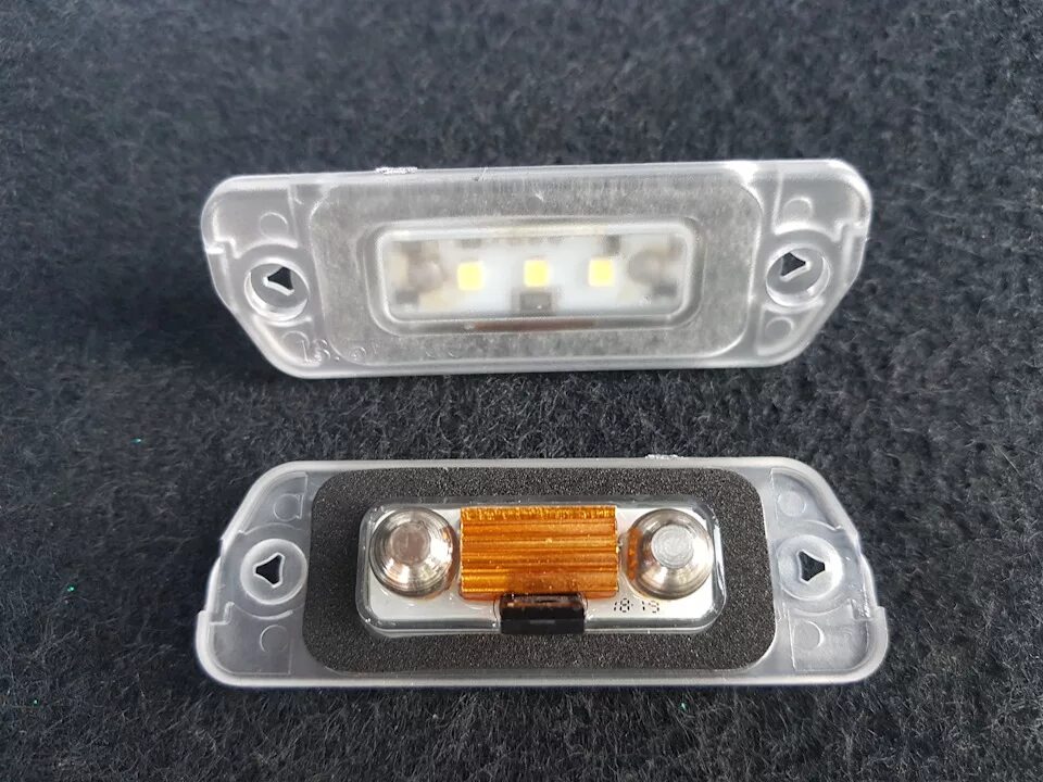 Подсветка номера фото Подсветка номера LED - Mercedes-Benz M-Class (W164), 3,5 л, 2005 года тюнинг DRI