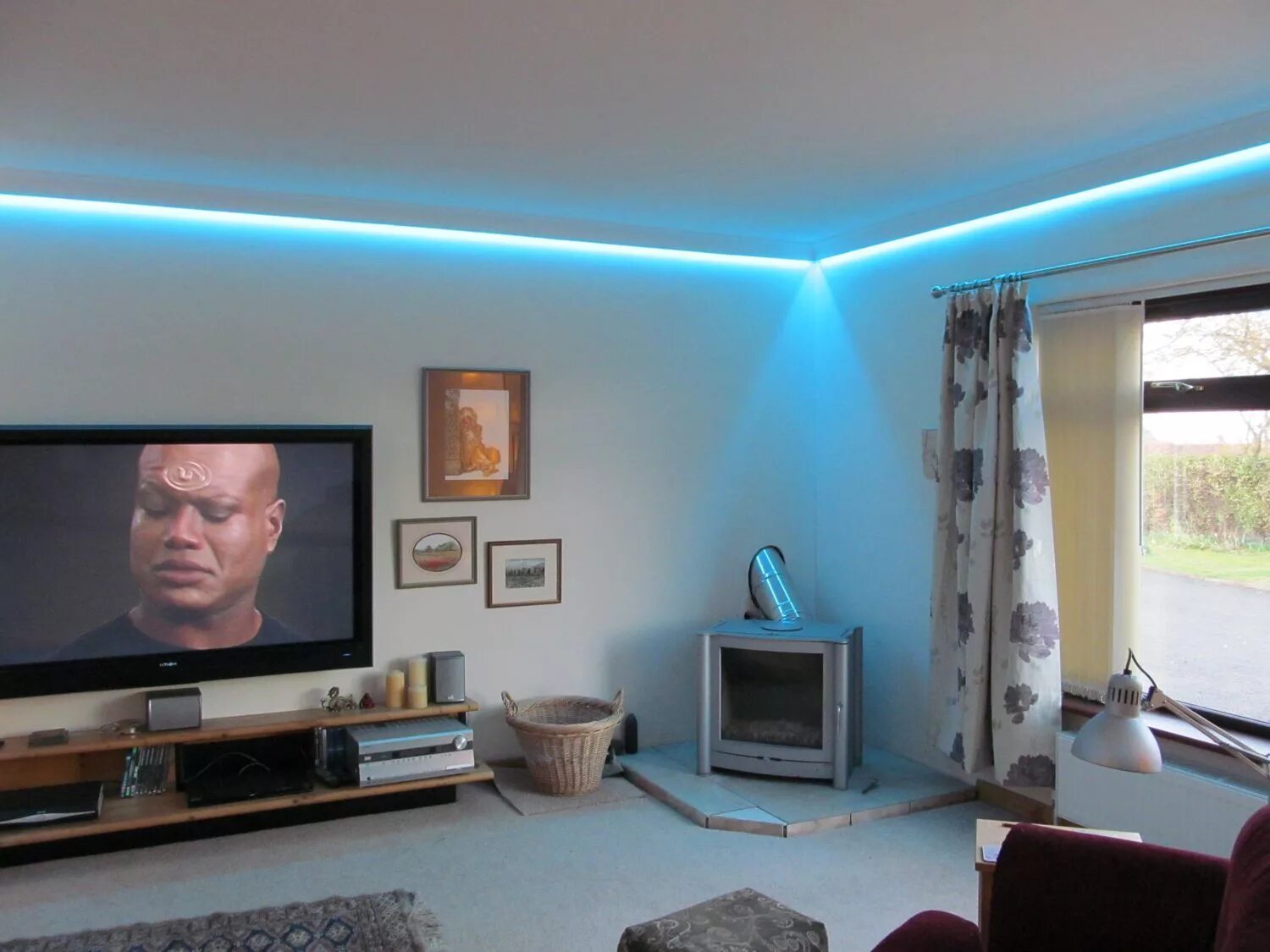 Подсветка потолка в комнате фото Starscape Fibre Optic Lighting and Star Ceilings Ceiling lights living room, Wal