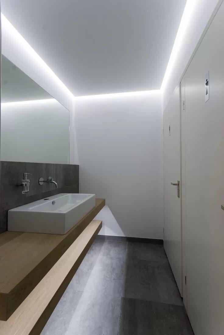 Подсветка потолка в ванной фото verlaagd plafond led verlichting - Google zoeken Badkamer plafonds, Badkamer inr