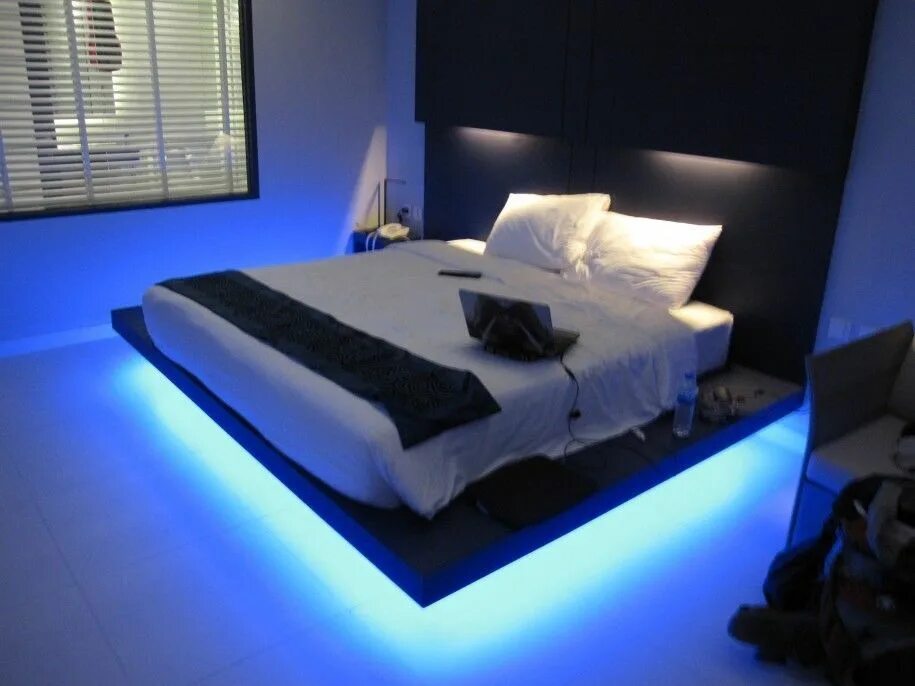 Подсветка спальни фото Bed with led lights, Remodel bedroom, Bedroom makeover