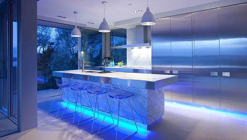 Подсветка в интерьере кухни Kitchens by Mal Corboy Decoholic Modern kitchen lighting, Kitchen led lighting, 