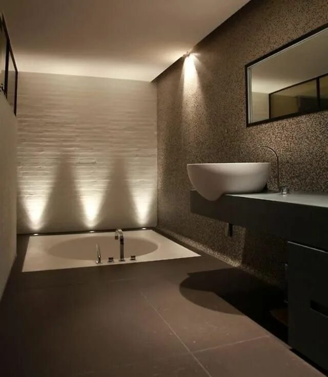 Подсветка в ванной комнате фото River Interiors on Twitter Diseño de interiores de baño, Diseño de baños, Decora