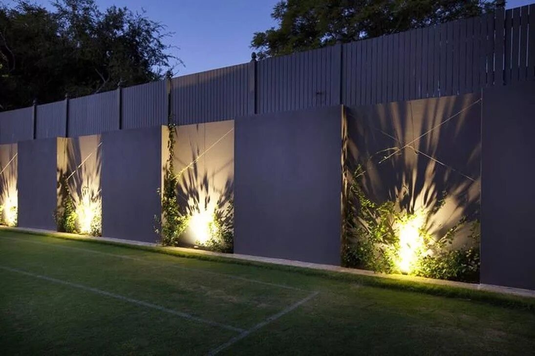 Подсветка заборов фото Освещение в саду/Lighting in the garden Outdoor garden lighting, Garden wall lig