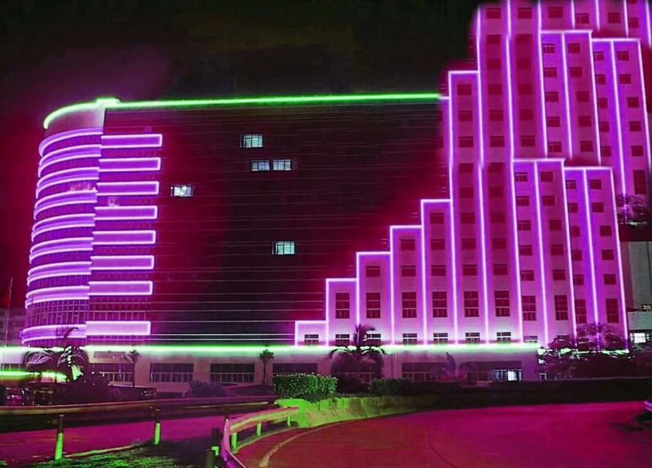 Подсветка зданий неоновой лентой снаружи фото 2087 Neon noir, Building aesthetic, Art deco neon