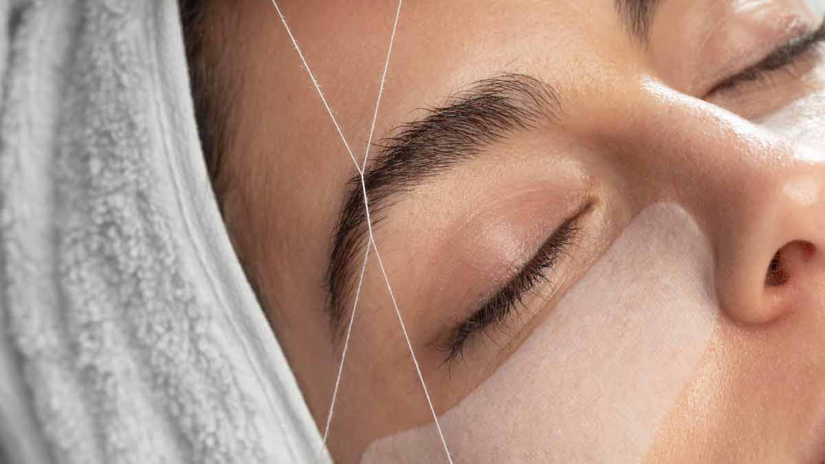 Подтяжка бровей нитью фото Eyebrow Threading Beauty Tips For Women Eyebrow Session HerZindagi