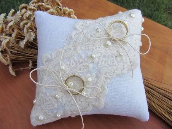 Подушечка для колец на свадьбу фото Pin on Sposi Ring pillow wedding, Wedding cushion, Ring pillow