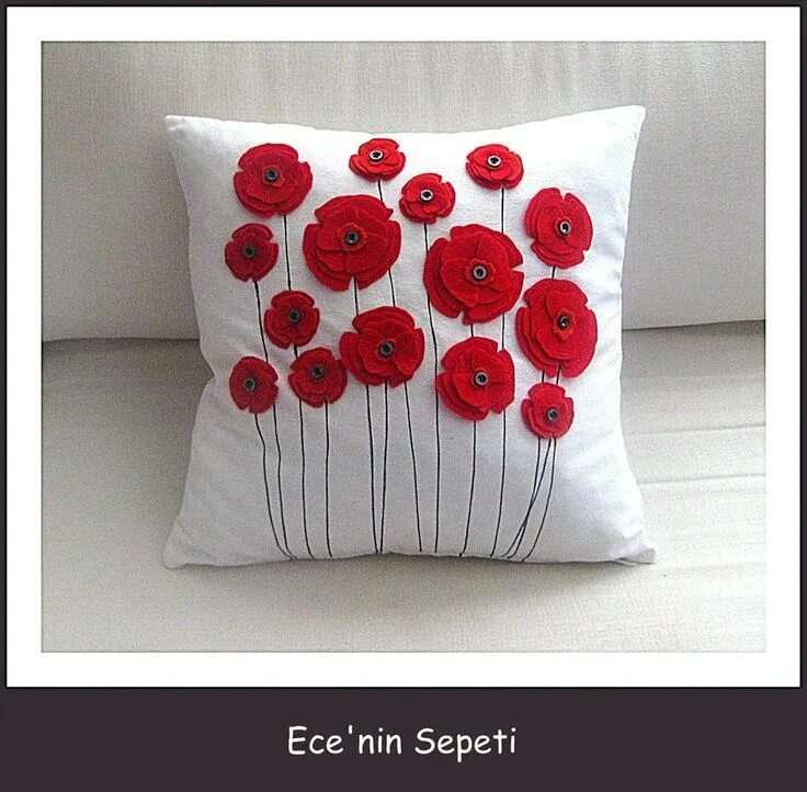 Подушка своими руками для декора в подарок Fabric flowers, Diy pillows, Felt flowers