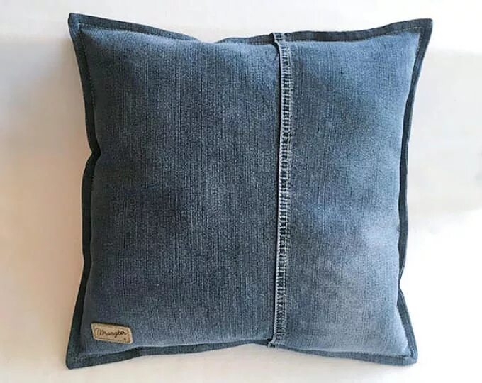 Подушки из джинс фото Jeans Kissen JEWRA Recyceltes denim, Jeans nähen, Denim handwerk