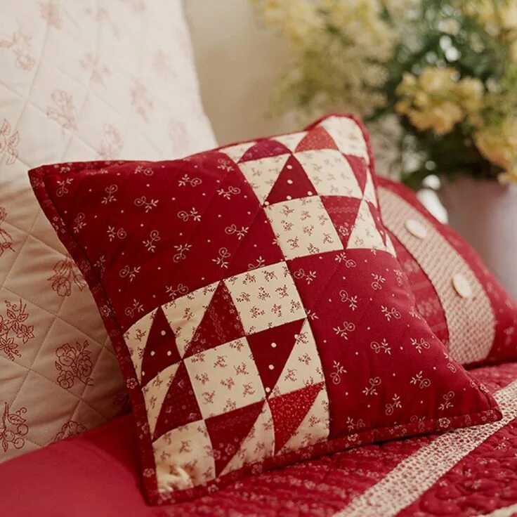 Подушки пэчворк своими руками выкройки фото Romance in Red Manta, Patchwork, Padrões de quilt