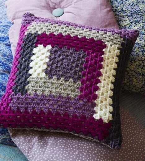 Подушки вязать фото схемы Вязание,плетение,вышивка для дома Crochet pillow pattern, Crochet cushion cover,