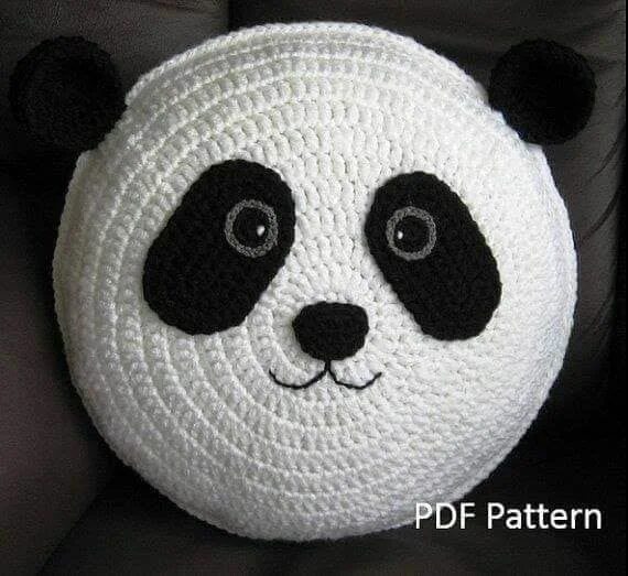 Подушки зверюшки крючком со схемами crochet cute panda kung fu cushion pillow Cuscino animali domestici, Modelli di 