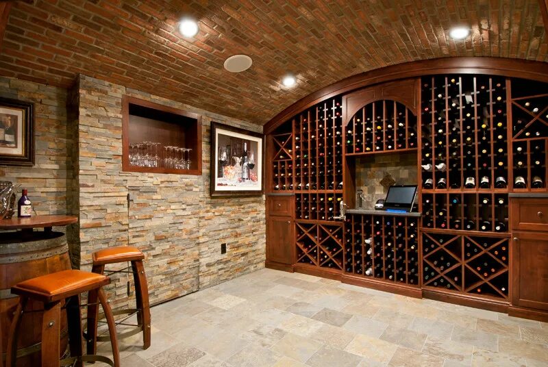 Подвал в частном доме фото варианты Harleysville, PA Custom Wine Cellar - Рустика - Винный погреб - Филадельфия - от