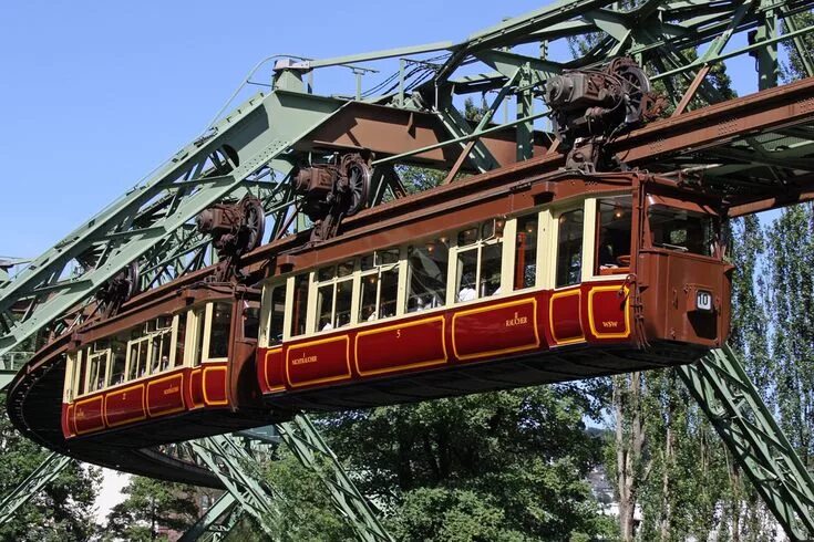 Подвесная дорога фото Der Kaiserwagen der Wuppertaler Schwebebahn in Wuppertal Sonnborn am 16,06,10 Tr