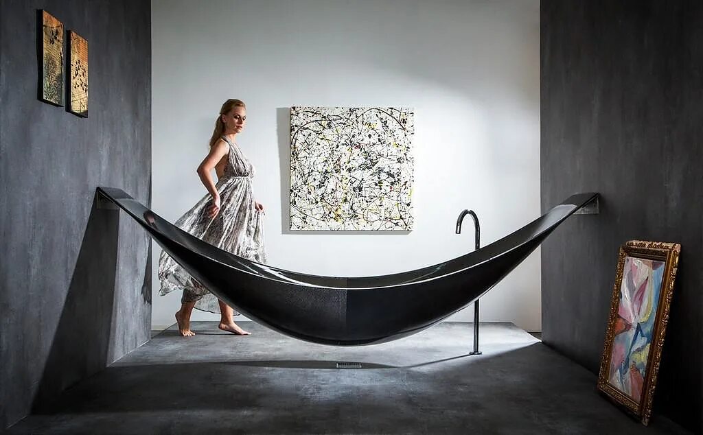 Подвесная ванна фото Vessel Carbon Fiber Bathtub by Splinter Works. - Design Is This