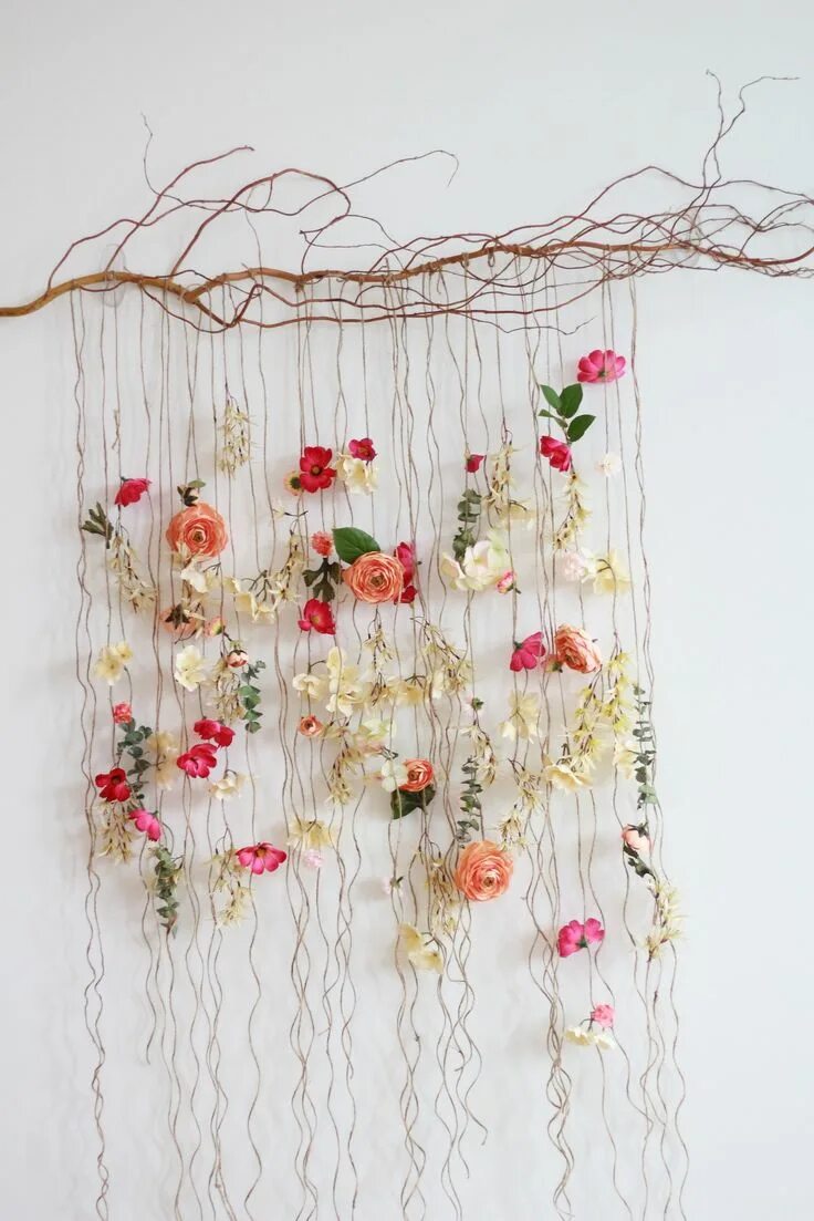 Подвесной декор своими руками Flower Art Simple floral decor, Hanging flower wall, Flower crafts