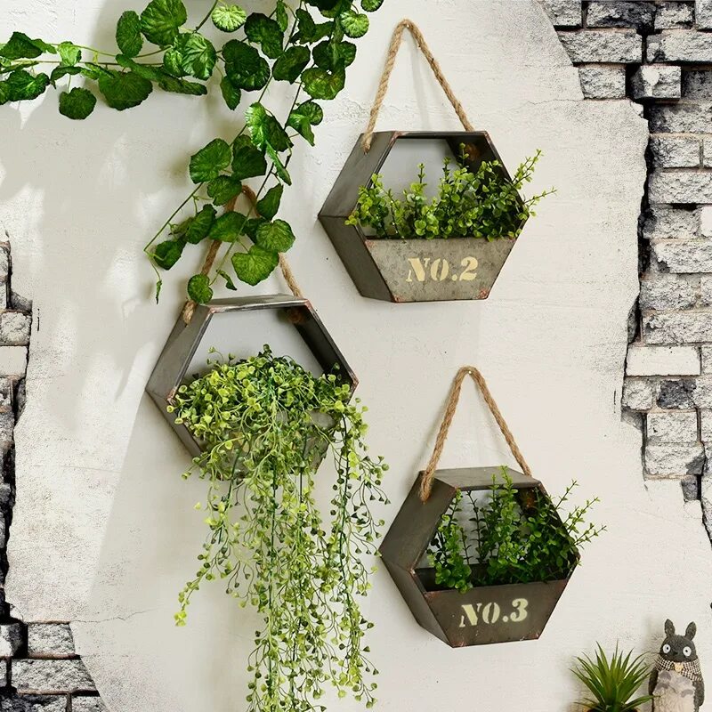 Подвесные стены фото USD 14.54 Pastoral retro iron hanging flower pot gear wall decoration pendant cr